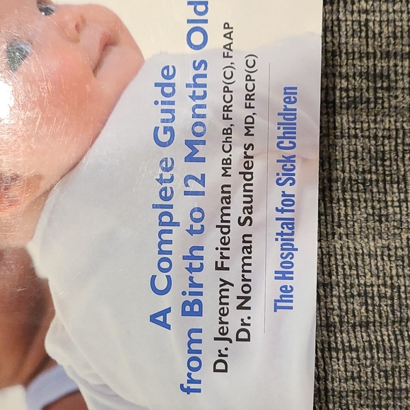 Canada's baby care book - Picture 3 of 5